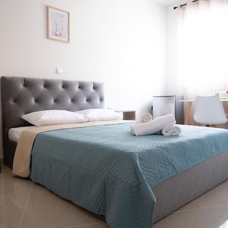 Anesis Airport Rooms 102 Koropi Exterior photo
