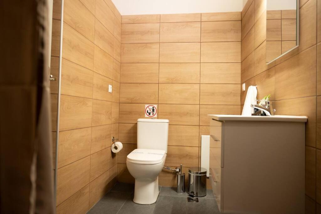 Anesis Airport Rooms 102 Koropi Exterior photo